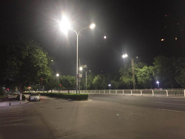 工程師趕往現(xiàn)場